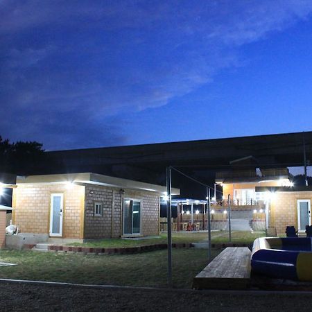 Tobang Red Clay Pension Pohang Eksteriør bilde